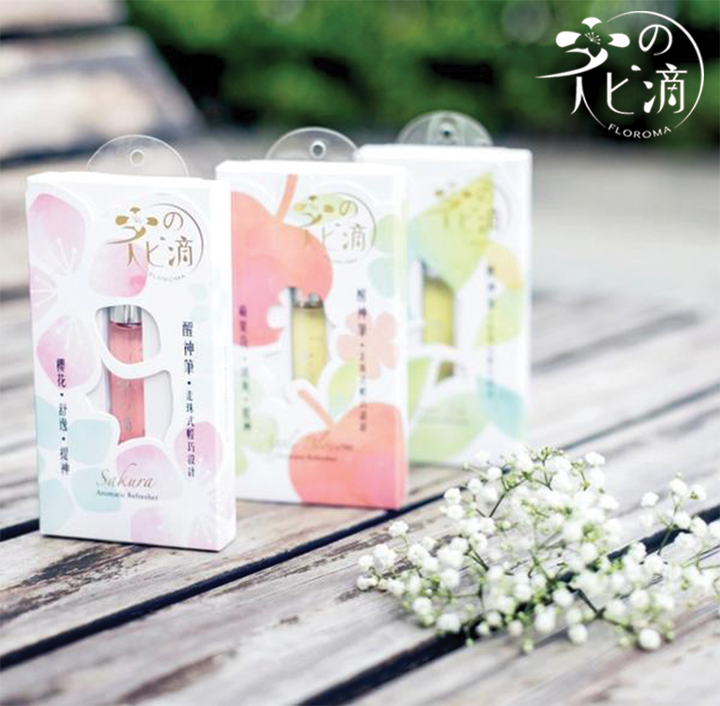 【Limited Sales Package】1 set ( 3 scents) Floroma Aromatic Refresher Pen (Customized Combination)