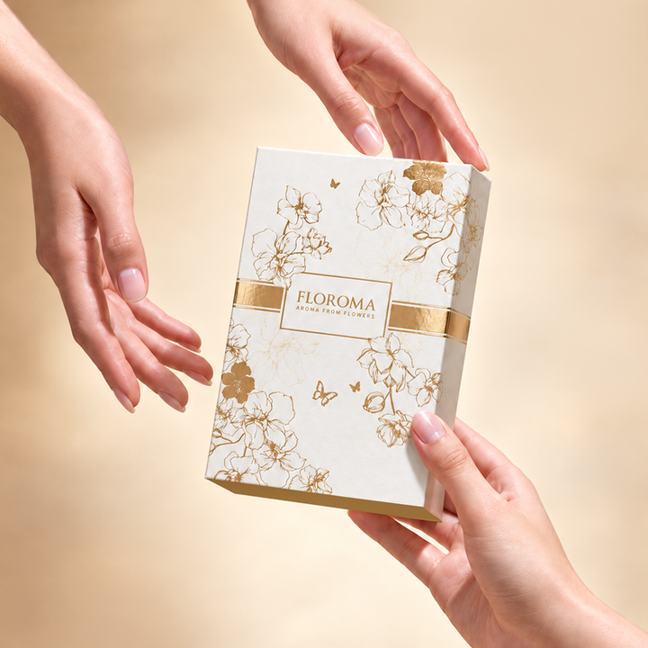 Holiday Parfum & Engraved Refill Bottle Set
